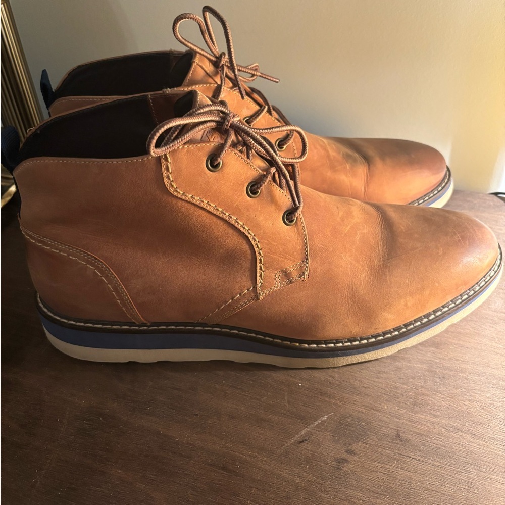 Tan Chukka Boots with Leather Material and Casual Design